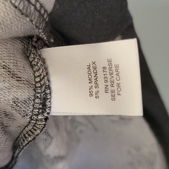 Workshop Republic Romantic Girly gray NWT XS modal blend floral sweater - Picture 3 of 4